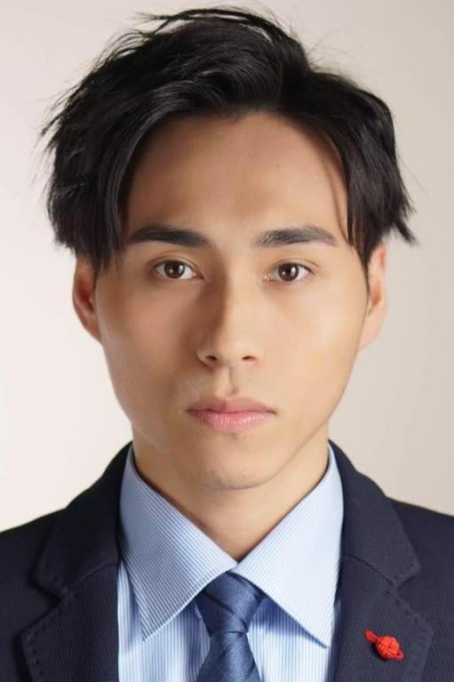杨迦恩